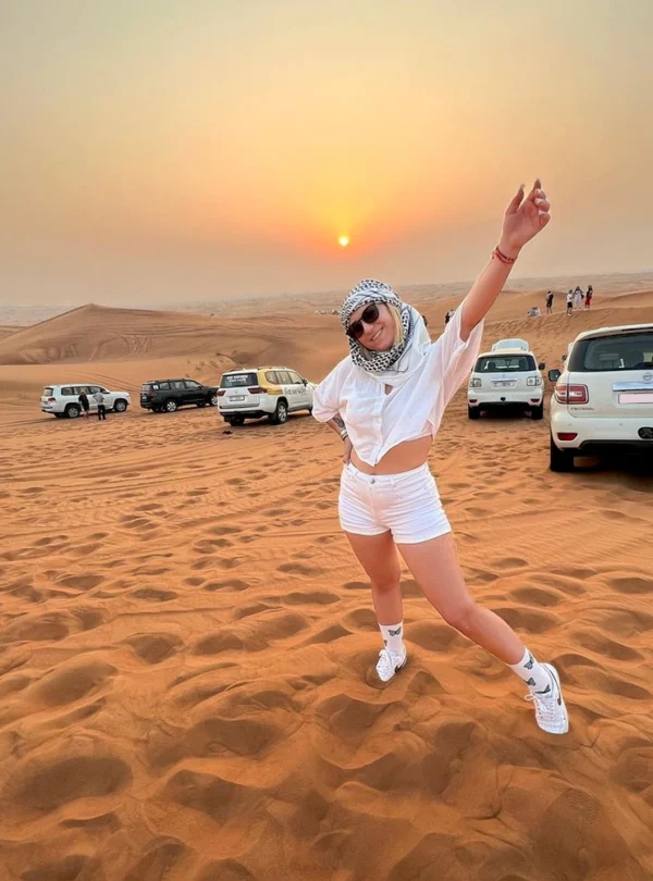 4x4 dune bashing in Dubai desert